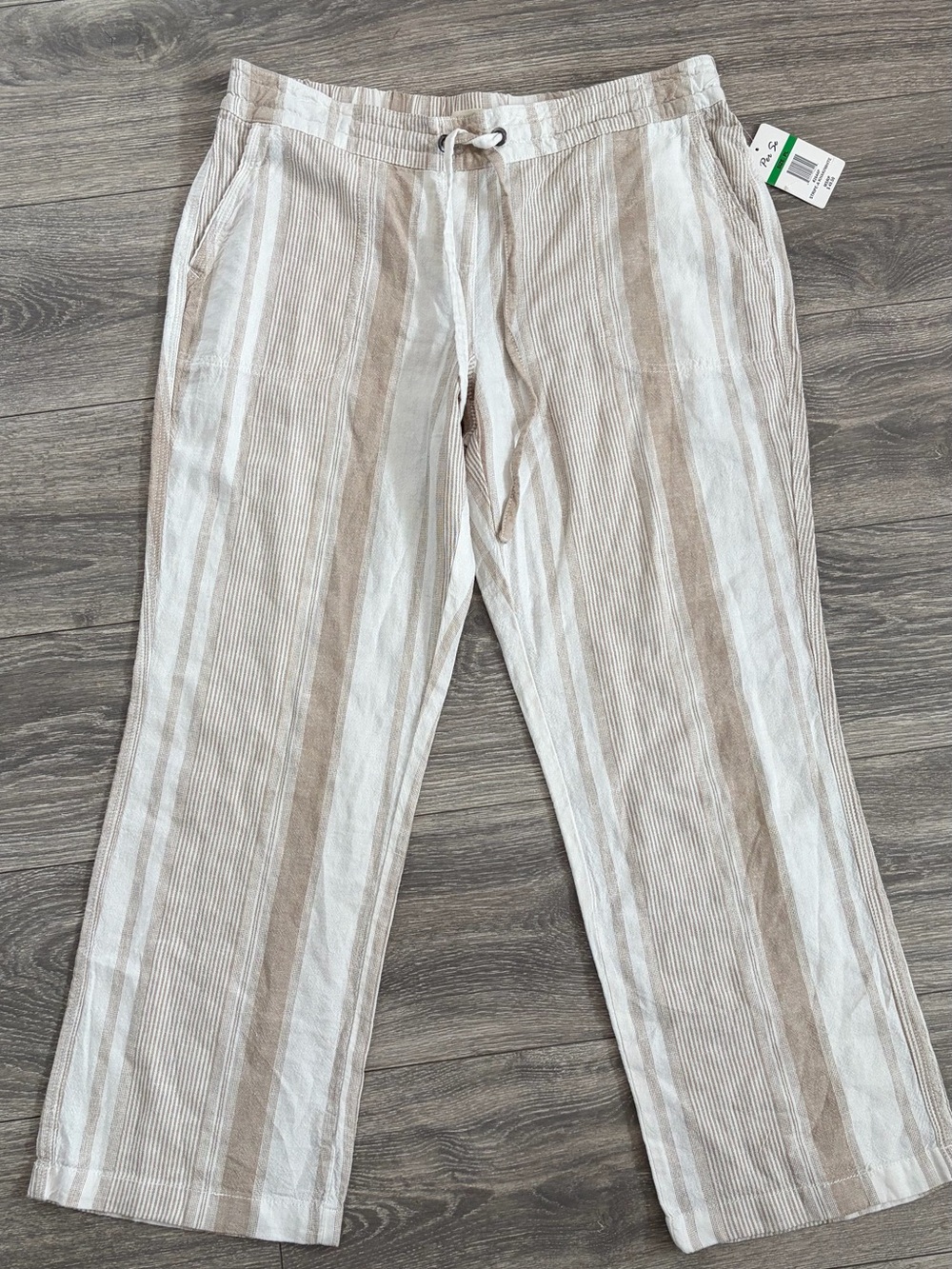 Per Se Casual Striped Drawstring Pants in Beige and White